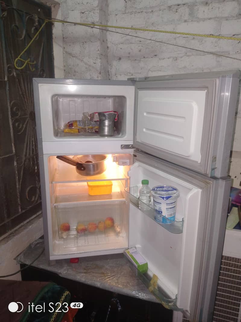 min fridge 4