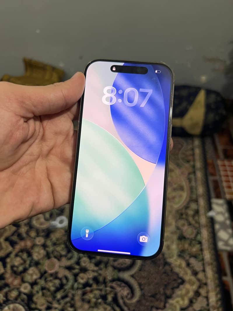 iphone 16 pro 3