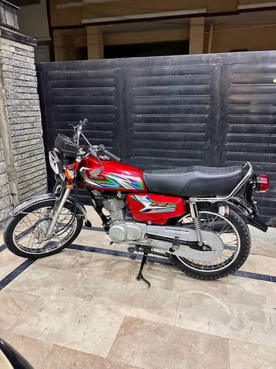 Honda CG 125 2023