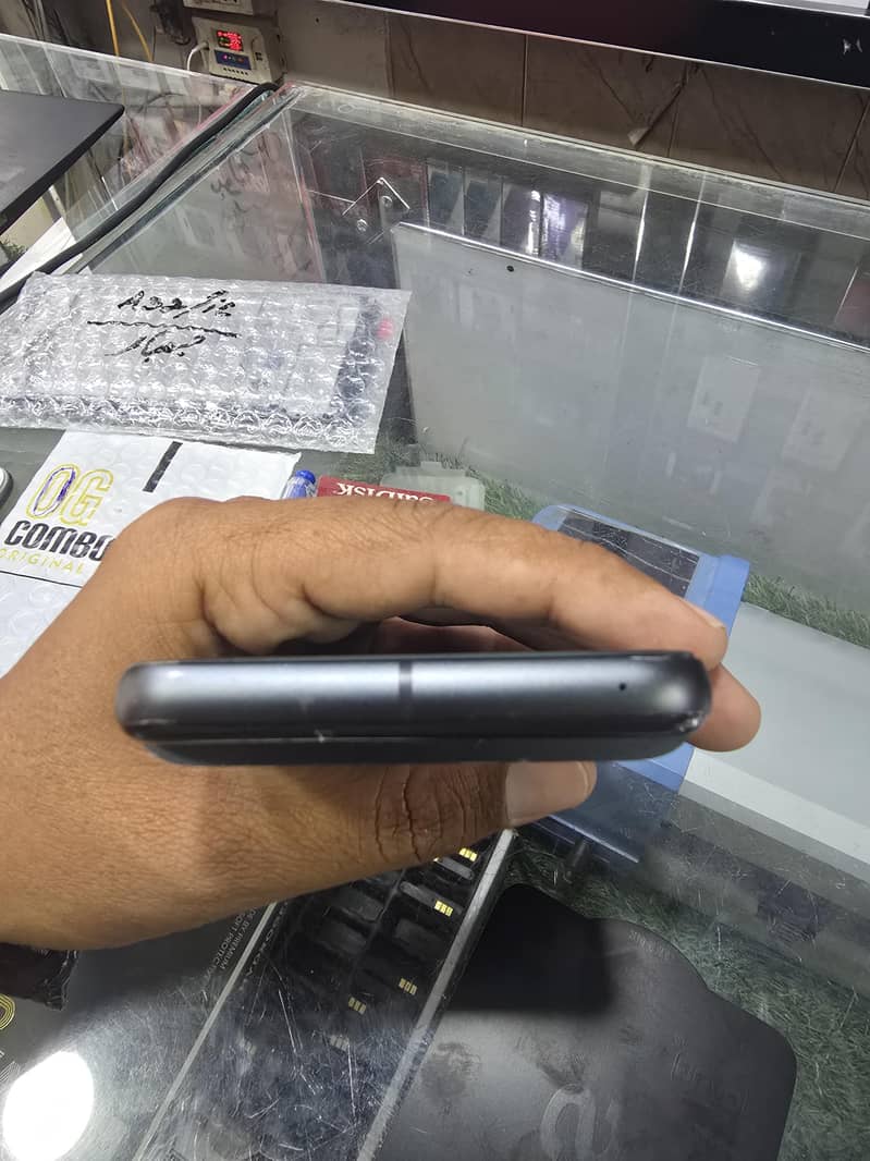 google pixel 8 5