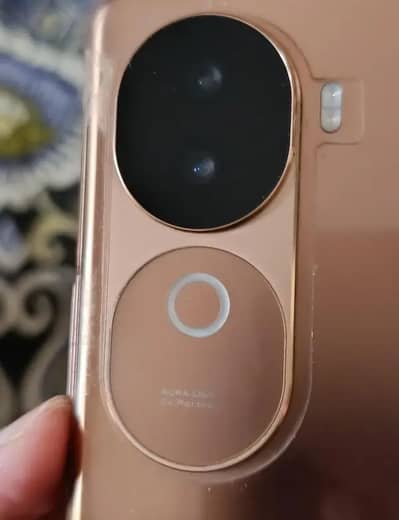 Vivo V40E Bronze Colour 8/256Gb Complete Box