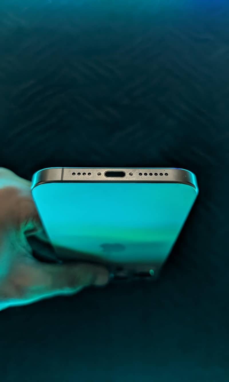 Iphone 15 pro max 5