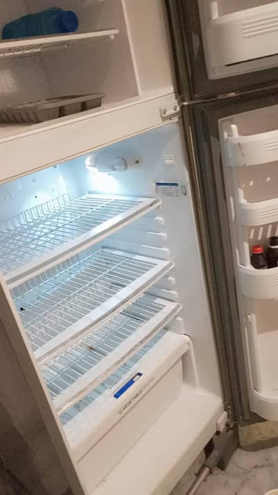 selling orient refrigerator for sel used butt good candishn
