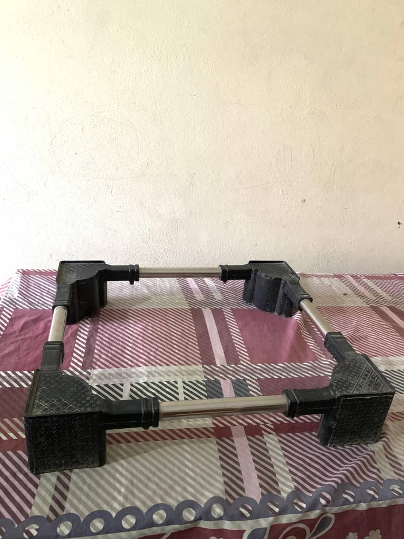 Fridge stand 1