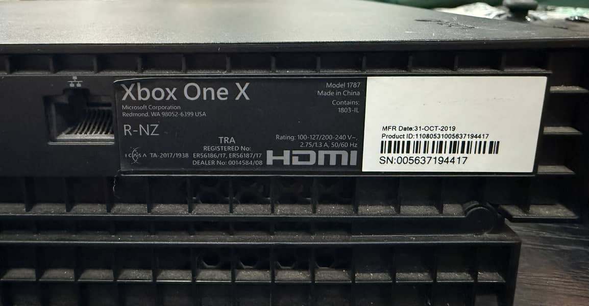 Xbox One X 2