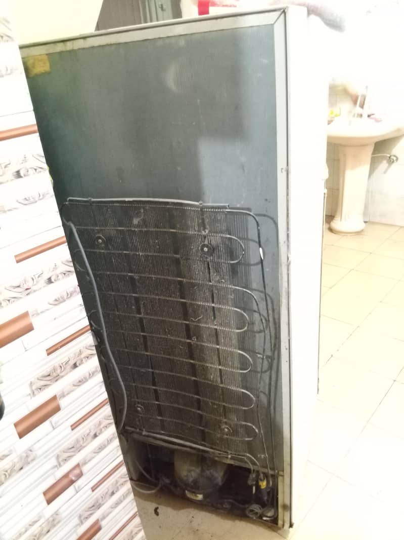 Dawlance fridge 0