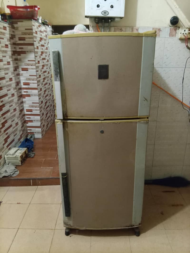 Dawlance fridge 9