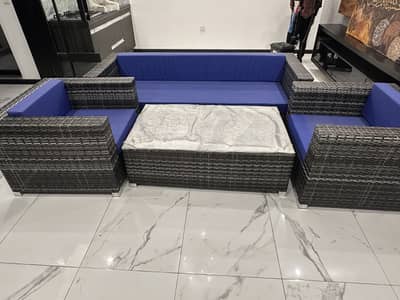 outdoor furniture hardly used