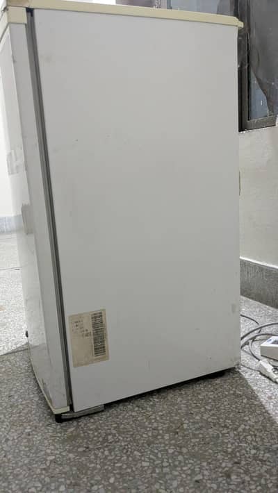 LG room fridge