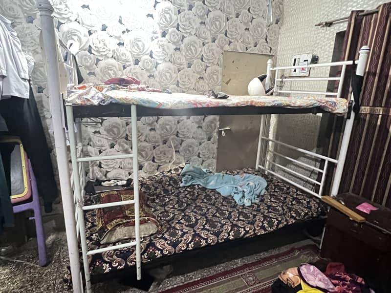 bunker bed 0
