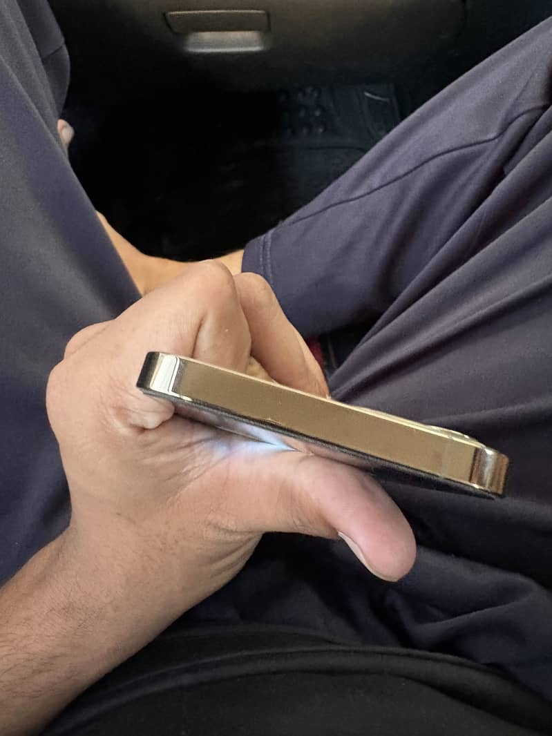 Iphone 12 pro jv 2