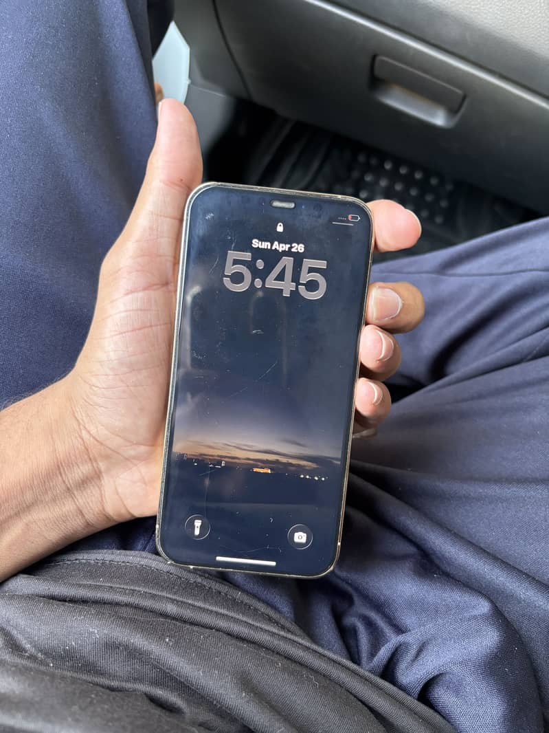 Iphone 12 pro jv 4