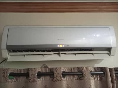 1.5 ton gree DC inverter