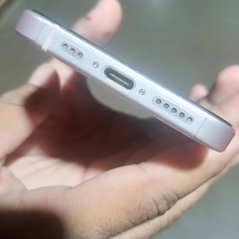 Apple iPhone 15 0