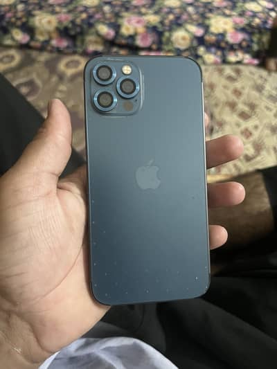 iPhone 12 pro hai 10/8 on