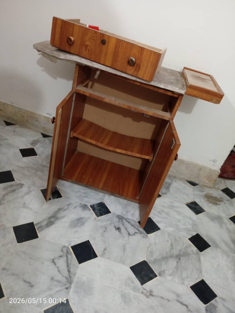 Iron stand 1
