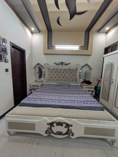 bedroom set