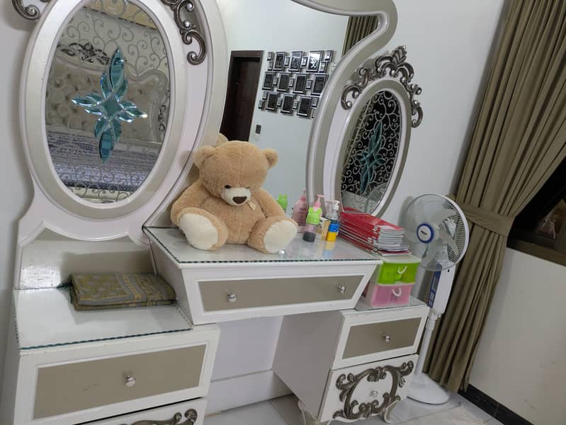 bedroom set 1