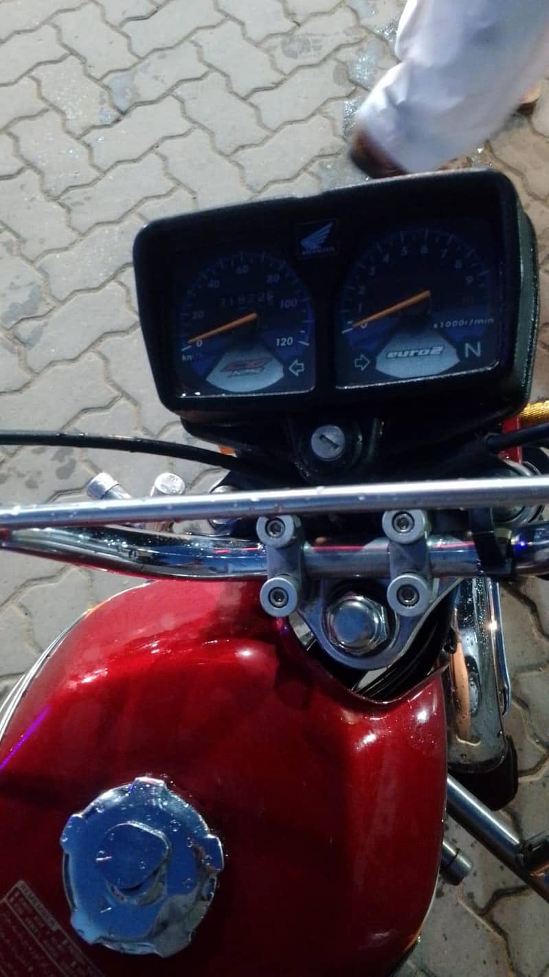 30000 4
