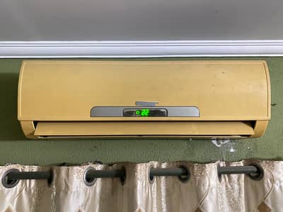 1 Ton Split AC for Sale – Used | Excellent Cooling | Condition 8/10