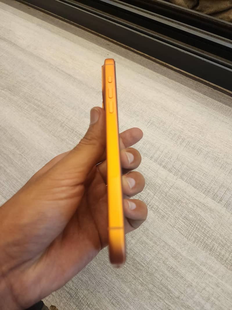 iphone 17 pro max 5