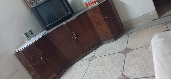 lcd tv corner