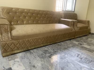 This Turkish-style sofa set combines luxury, comfort, and durability.