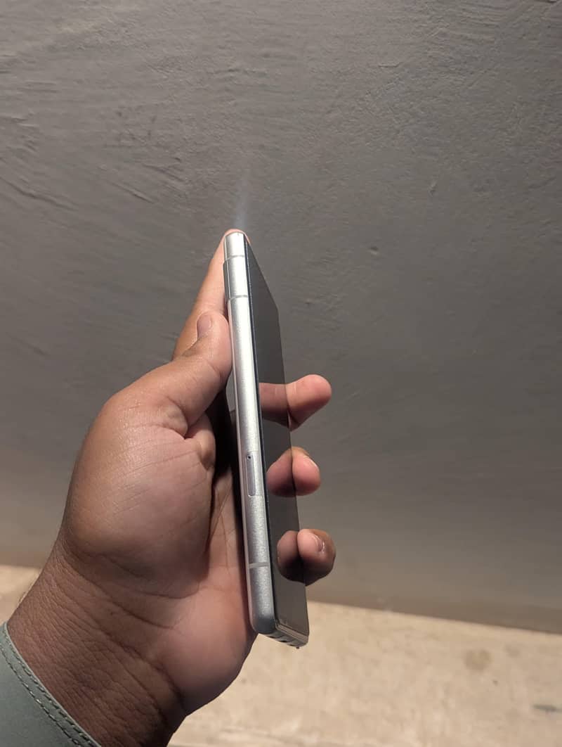 Google pixel 7a 1