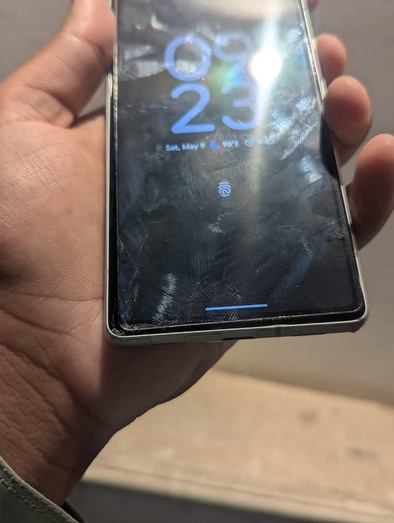 Google pixel 7a 3