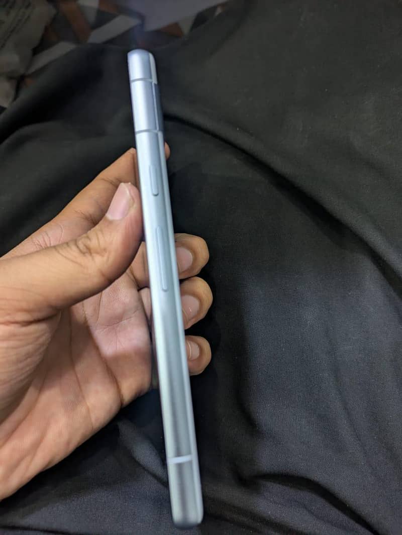 Google Pixel 7A 1