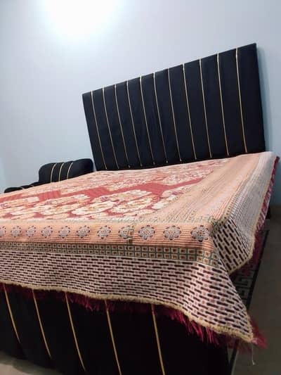 Bed aur sofe