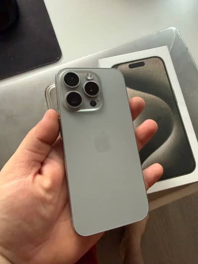 Apple iphone 15 pro 256gb HK physical dual Approved