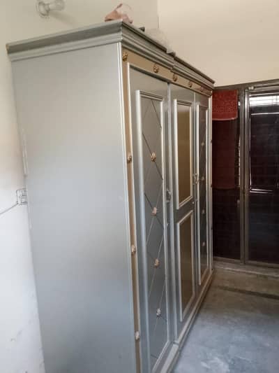 Brand New 3 Door Wooden Wardrobe – Modular Side – Grey & Gold Finish