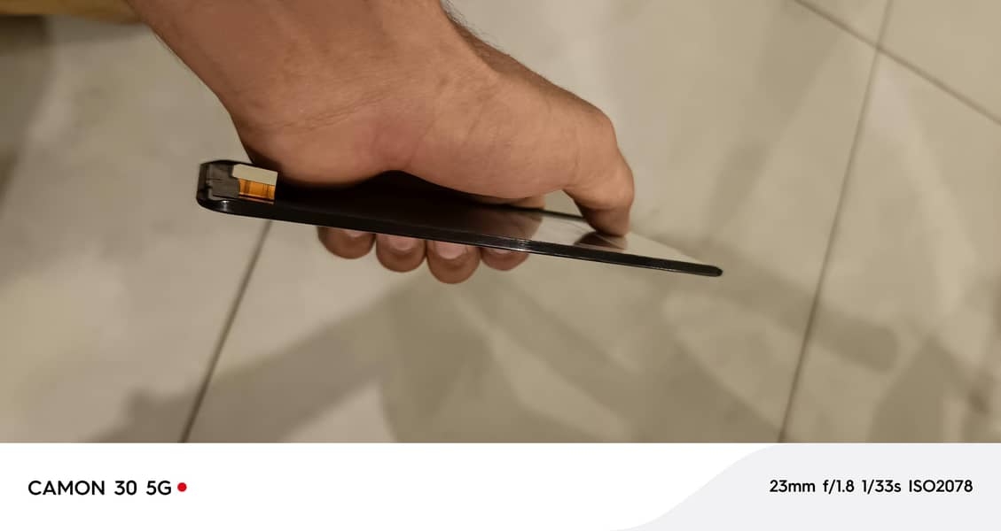 mobile LCD 0