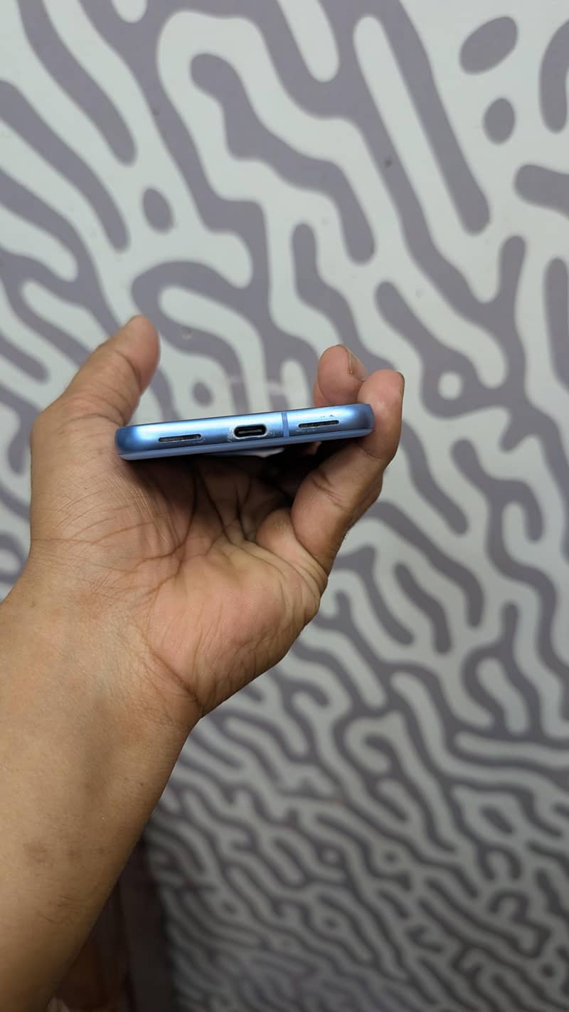 google pixel 8a 4