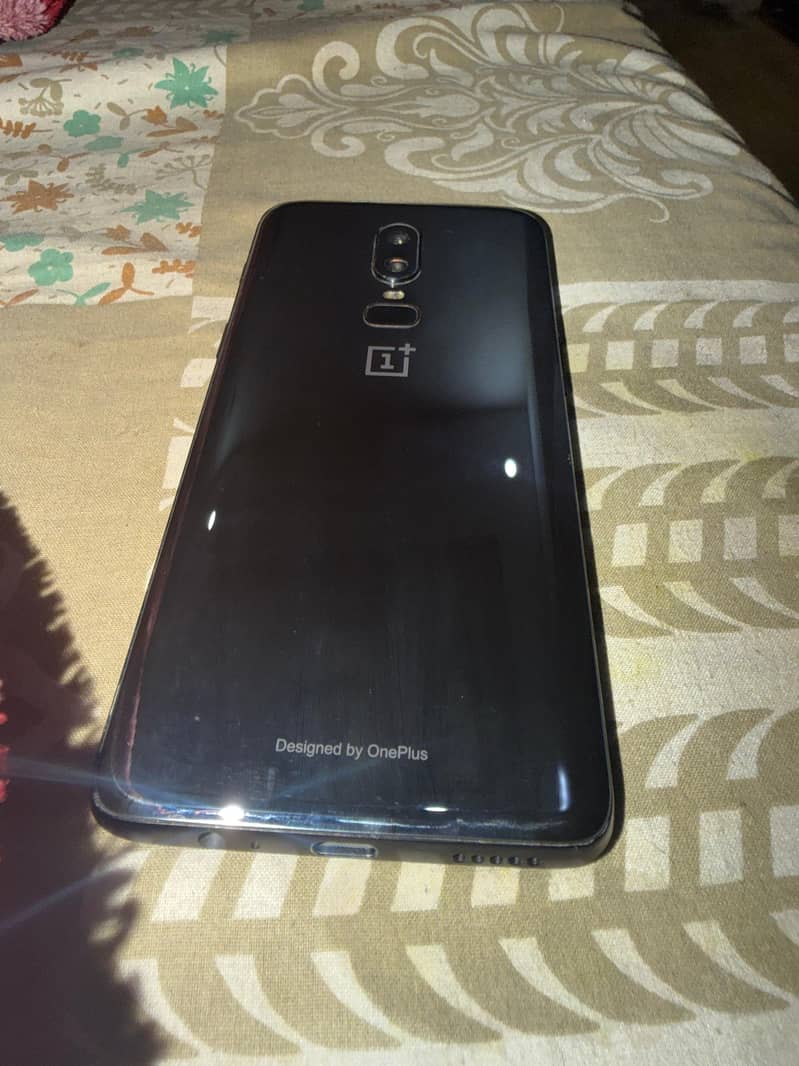 one plus 6- 8/128 0