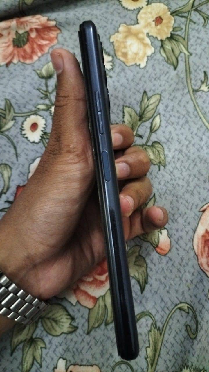 Tecno camon 18p 1