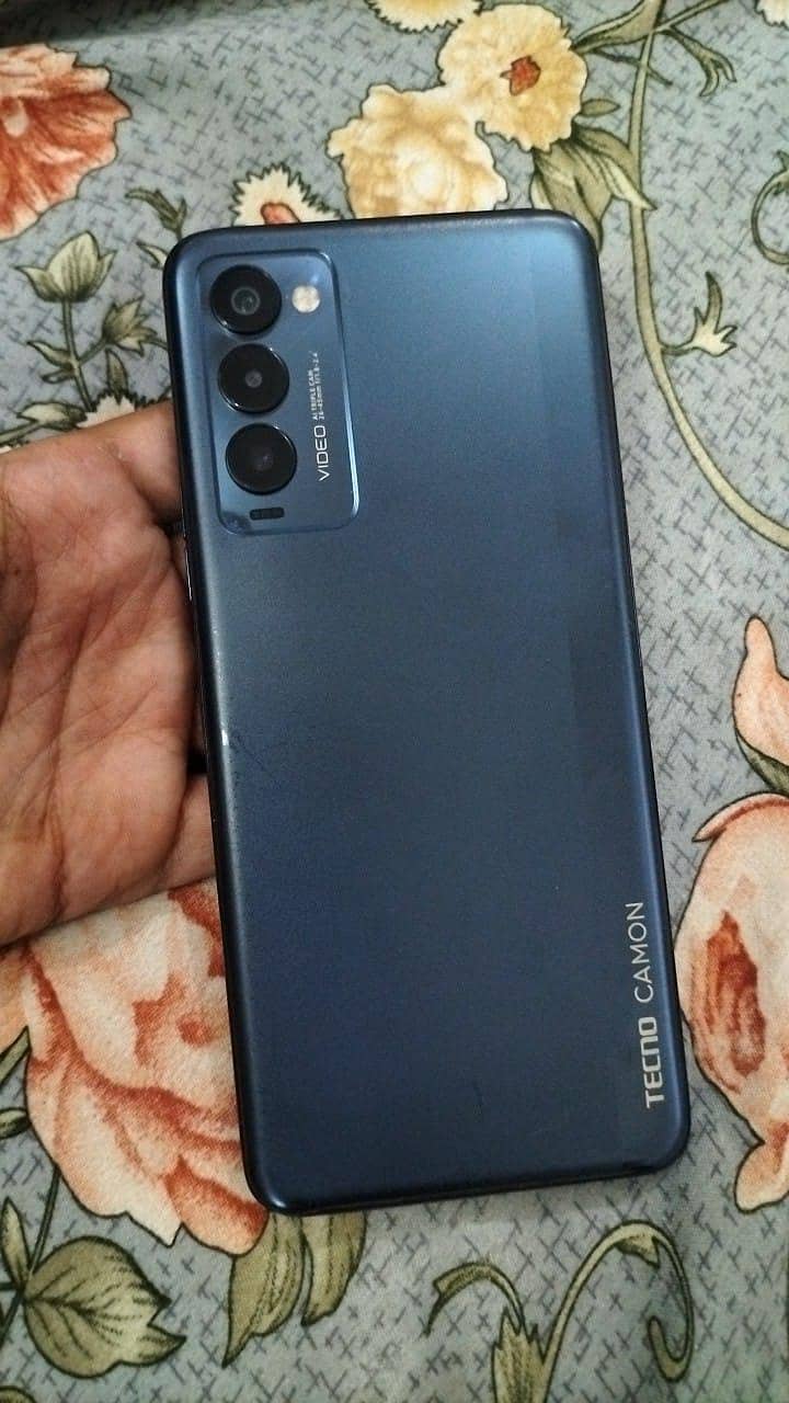 Tecno camon 18p 5