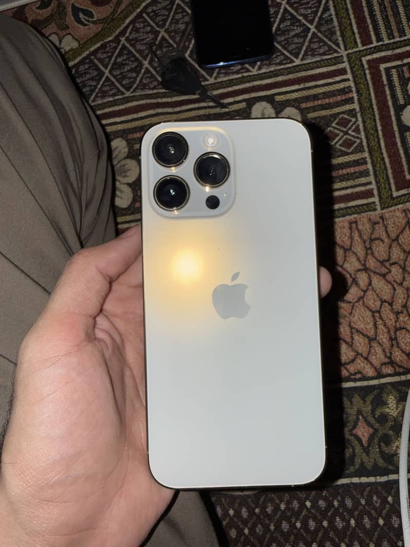Iphone 14 pro max 0