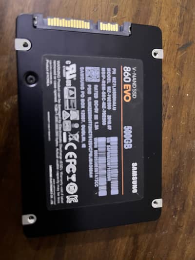 I am selling samsung 860 evo 500 gb ssd