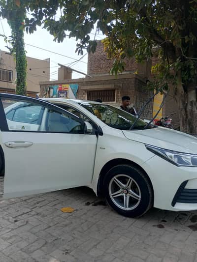corolla xLI automatic 2018