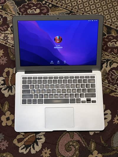 Apple  MacBOok Air 2015 (Core i7)