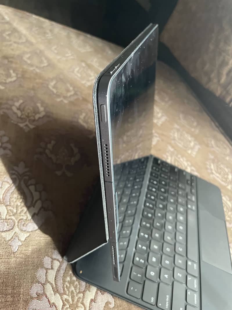 Ipad pro (12.9 inch) 5th Generation 3