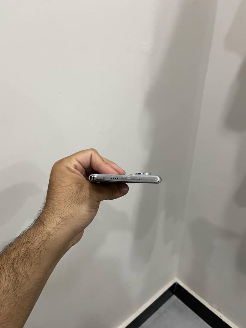 tecno camon 40 Pro 4