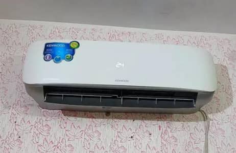 URGENT SALE kENWOOD inverter split AC 1.5 Ton call 03010443260