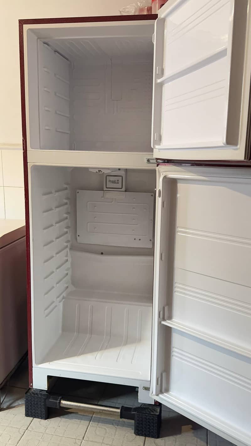 Refrigerator 1