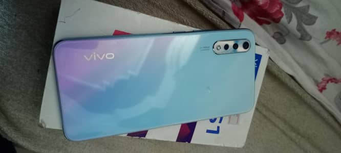 vivo s1 4gb 128gb with box