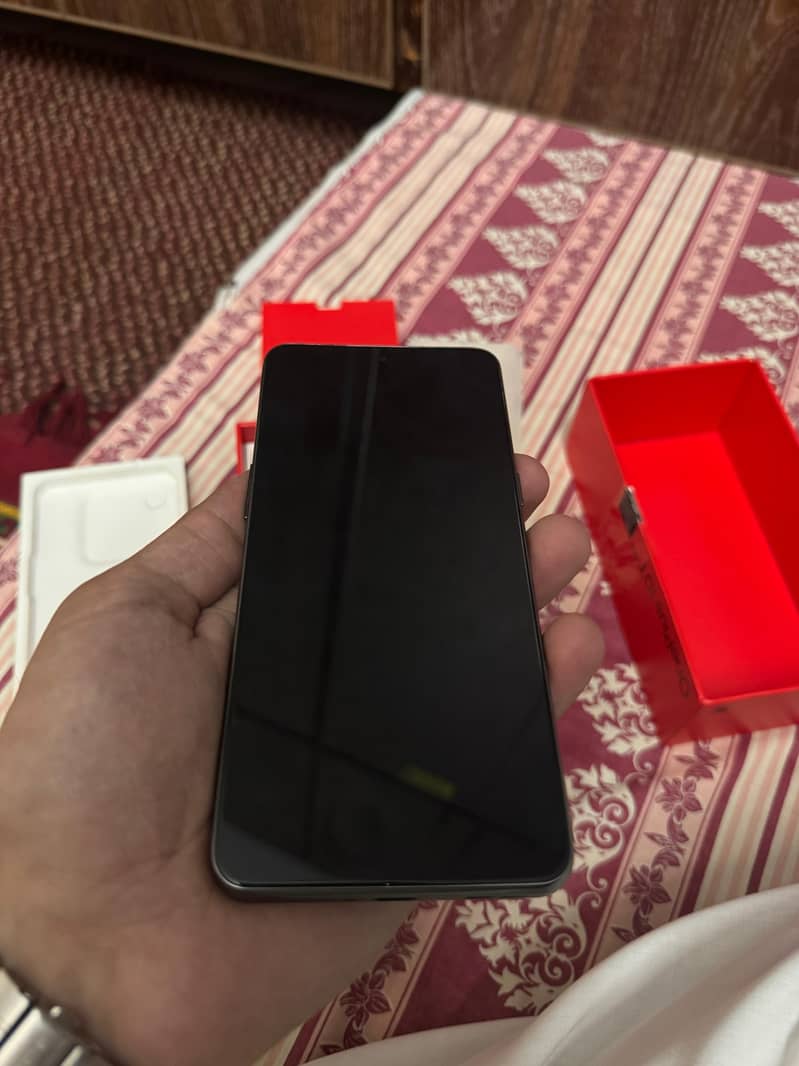 OnePlus 10T 3