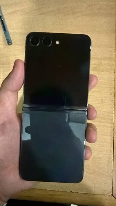 Samsung Galaxy Z flip 5 5g non pta