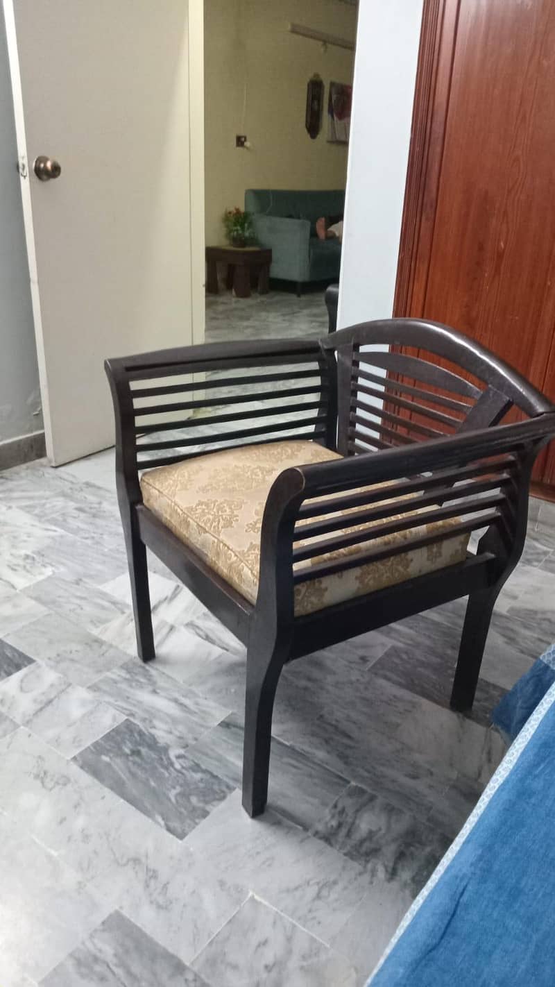 Sofa set 4 seater 4
